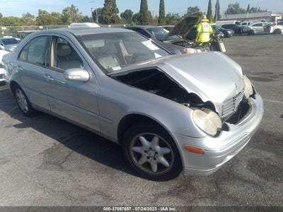 Mercedes-benz C-class 2002
