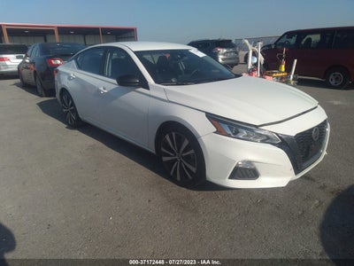 Nissan Altima 2020
