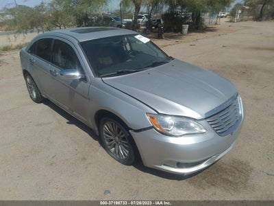 Chrysler 200 2012