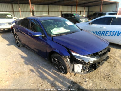 Hyundai Elantra 2021