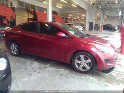 HYUNDAI ELANTRA 2013