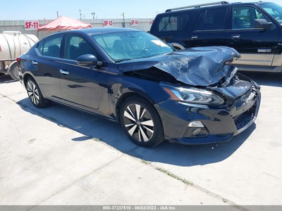 Nissan Altima 2020