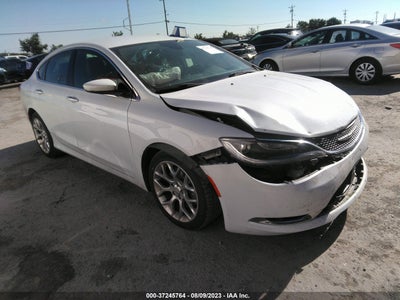 Chrysler 200 2015