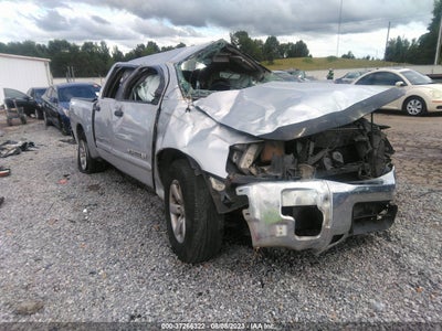 Nissan Titan 2014