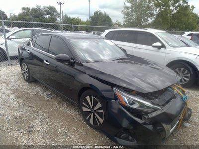Nissan Altima 2019