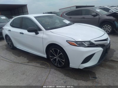 Toyota Camry 2018