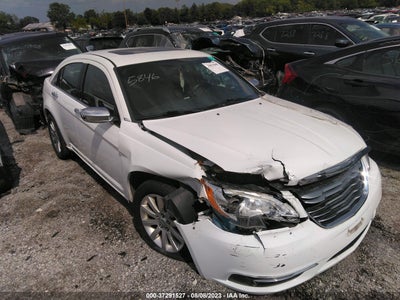 CHRYSLER 200 2013