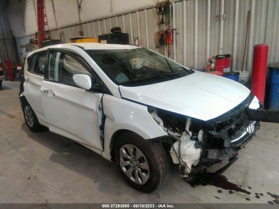 Hyundai Accent 2015