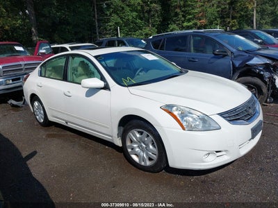 Nissan Altima 2010