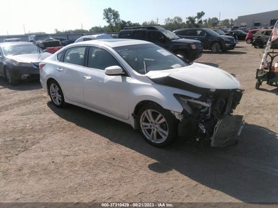 Nissan Altima 2014