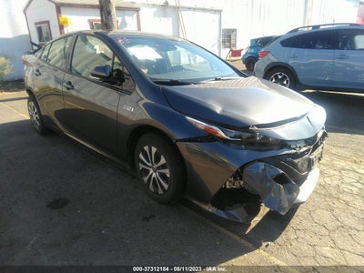 Toyota Prius prime 2020