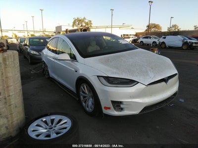 Tesla Model x 2018