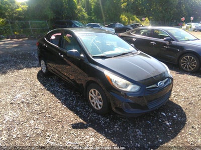 Hyundai Accent 2012