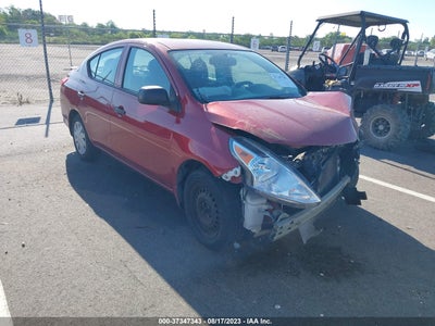 Nissan Versa 2015