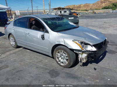 Nissan Altima 2012