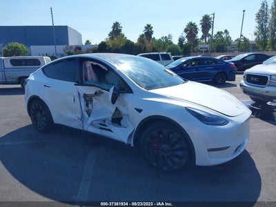 Tesla Model y 2023
