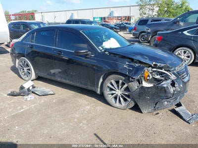 Chrysler 200 2013