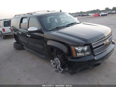 Chevrolet Suburban 2014