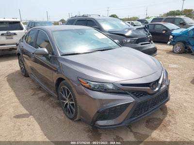 Toyota Camry 2022