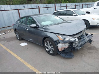 Nissan Altima 2019