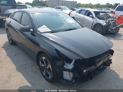 Hyundai Elantra 2023