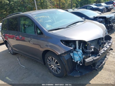 Toyota Sienna 2020