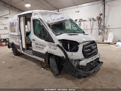 Ford Transit-250 2020