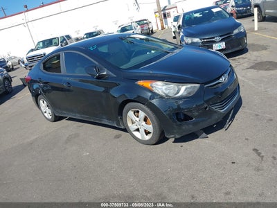 Hyundai Elantra 2012