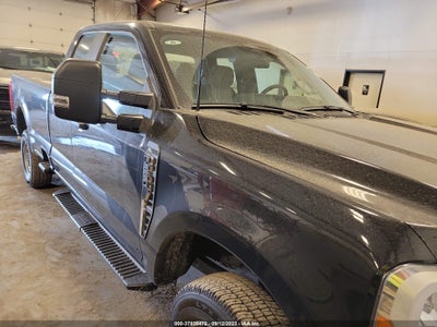 Ford F-250 2023
