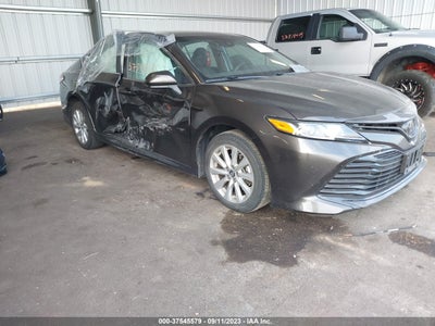 Toyota Camry 2019
