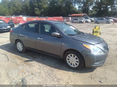 Nissan Versa 2018