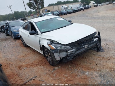 Nissan Altima 2020