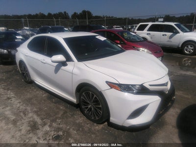 TOYOTA CAMRY 2020