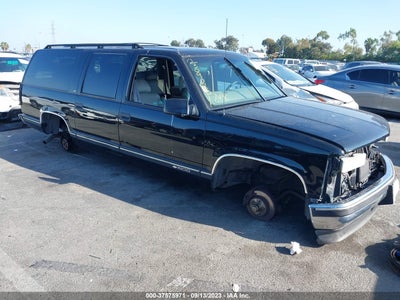 Chevrolet Suburban 1999