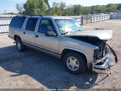 Chevrolet Suburban 1999