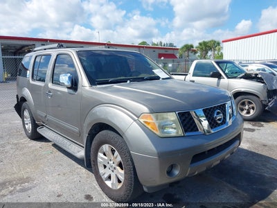 Nissan Pathfinder 2005