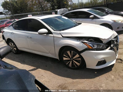 Nissan Altima 2021