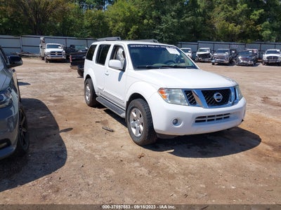 Nissan Pathfinder 2012
