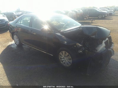Toyota Camry 2014