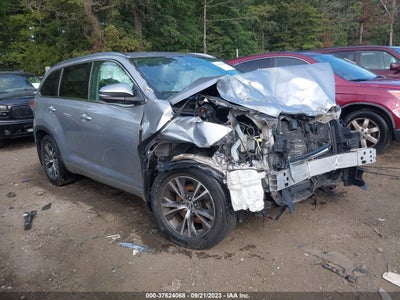 Toyota Highlander 2016