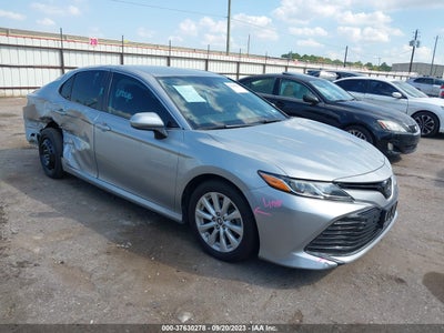 Toyota Camry 2019