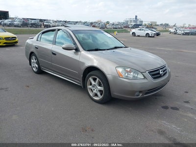 Nissan Altima 2004