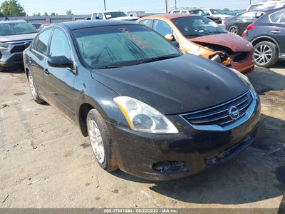 Nissan Altima 2012
