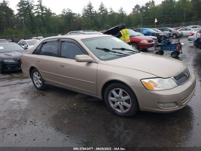 Toyota Avalon 2001