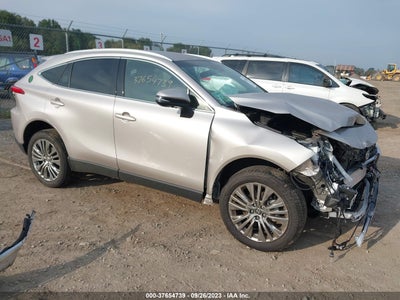 TOYOTA VENZA 2023