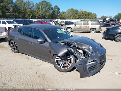 PORSCHE PANAMERA 2015