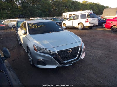 Nissan Altima 2019