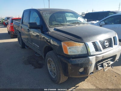 Nissan Titan 2012
