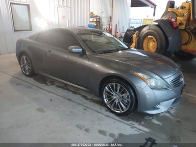 Infiniti G37 2011