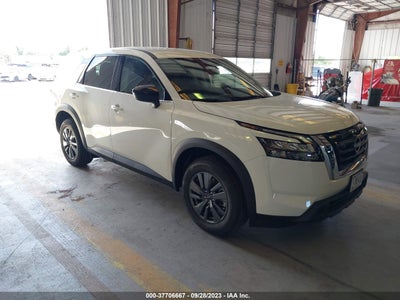 Nissan Pathfinder 2024